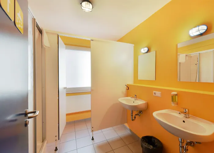 Bed'nbudget City-hostel Хостел *